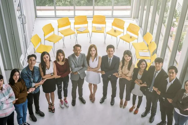 Người chơi đang nghiên cứu chiến lược chơi nổ hũ với các mẹo và hướng dẫn